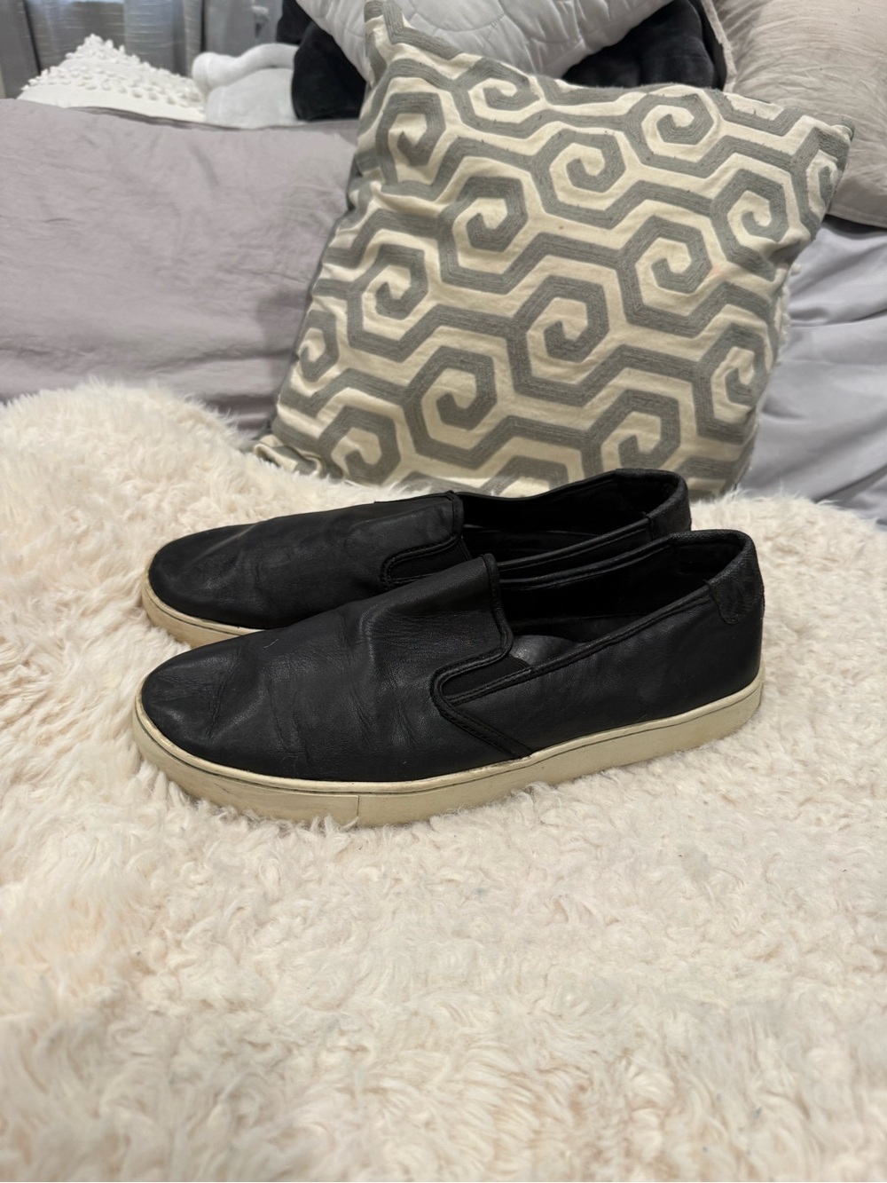 Men's Black Slip-On Leather Sneakers - Casual Comfort